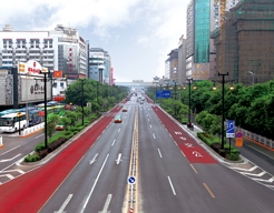 西安市解放路蹊径