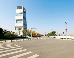 西安国家民用航天工业基地工程-揽月西路